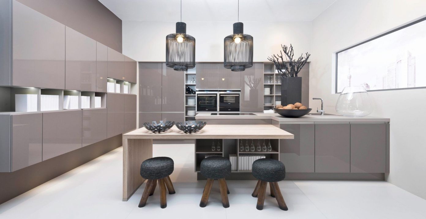 Modular Kitchen Design with a Classic Touch in 2024