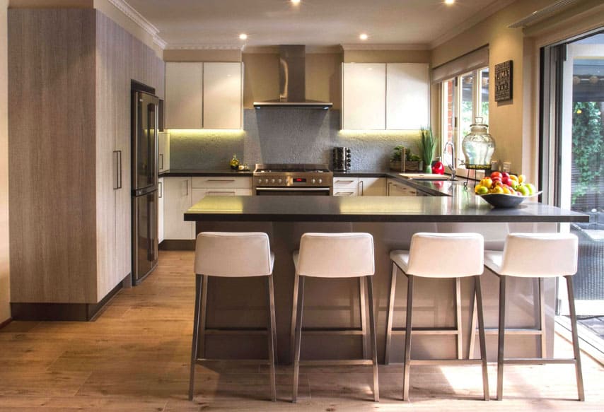 g-shaped ambient modular kitchen design